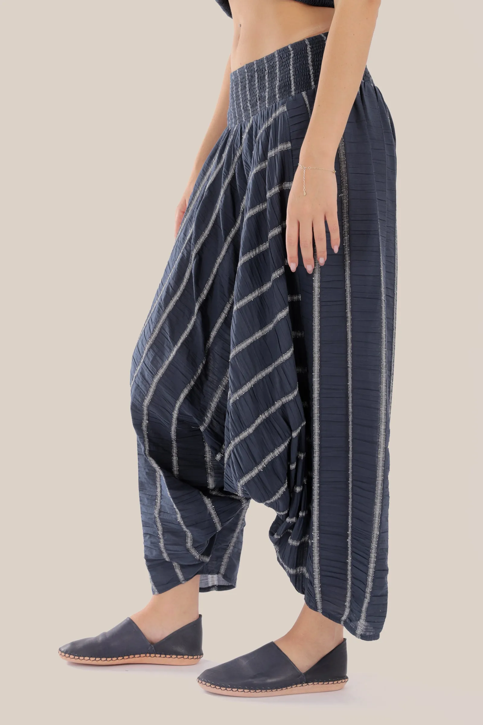 Striped  harem pants with elastic waistband